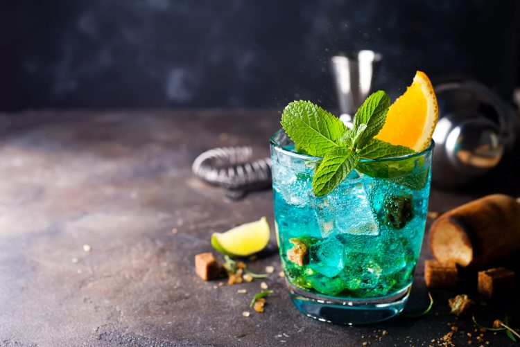 blue-lagoon-cocktail-750x501